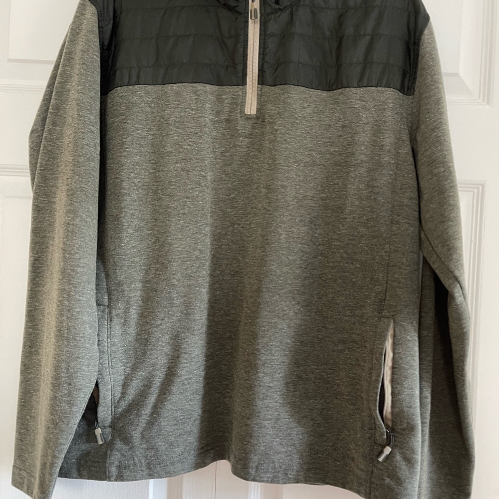 Eddie Bauer Black and Gray Quilted Pullover